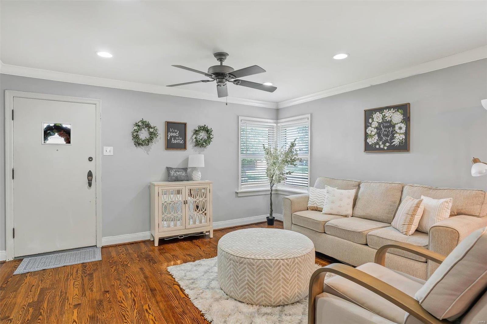 2724 Granda Drive St. Louis, MO 63125 - Photo 6 of 29