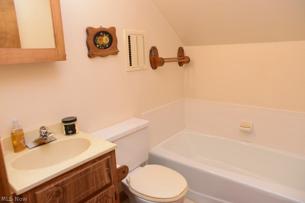 2355 Eby Road Wooster, OH 44691 - Photo 18 of 27 Gallery Image 18