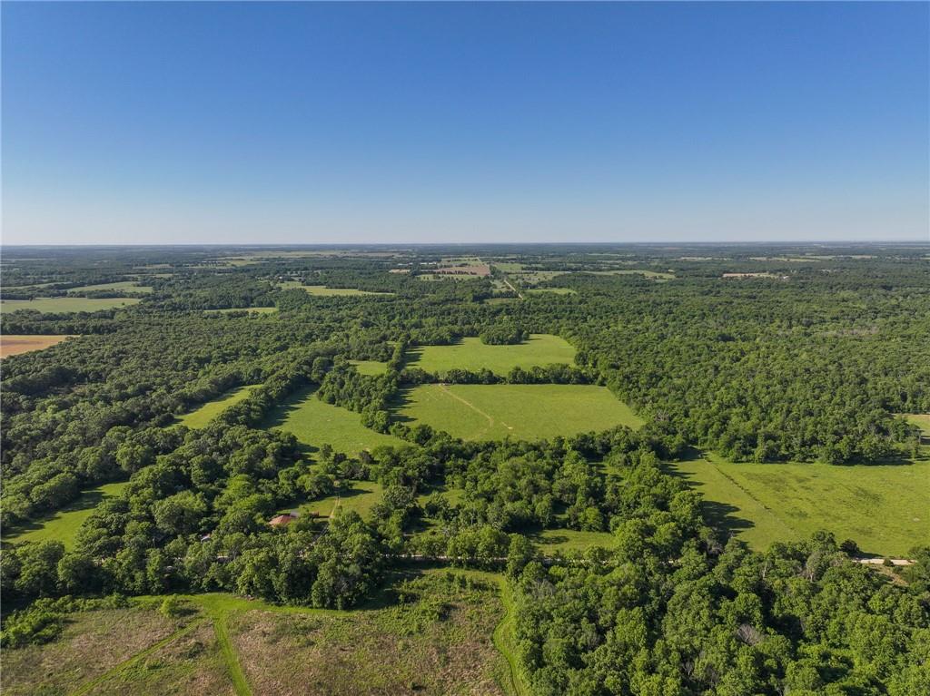 1023 Northeast 40th Road Lamar, MO 64759 - Photo 7 of 26