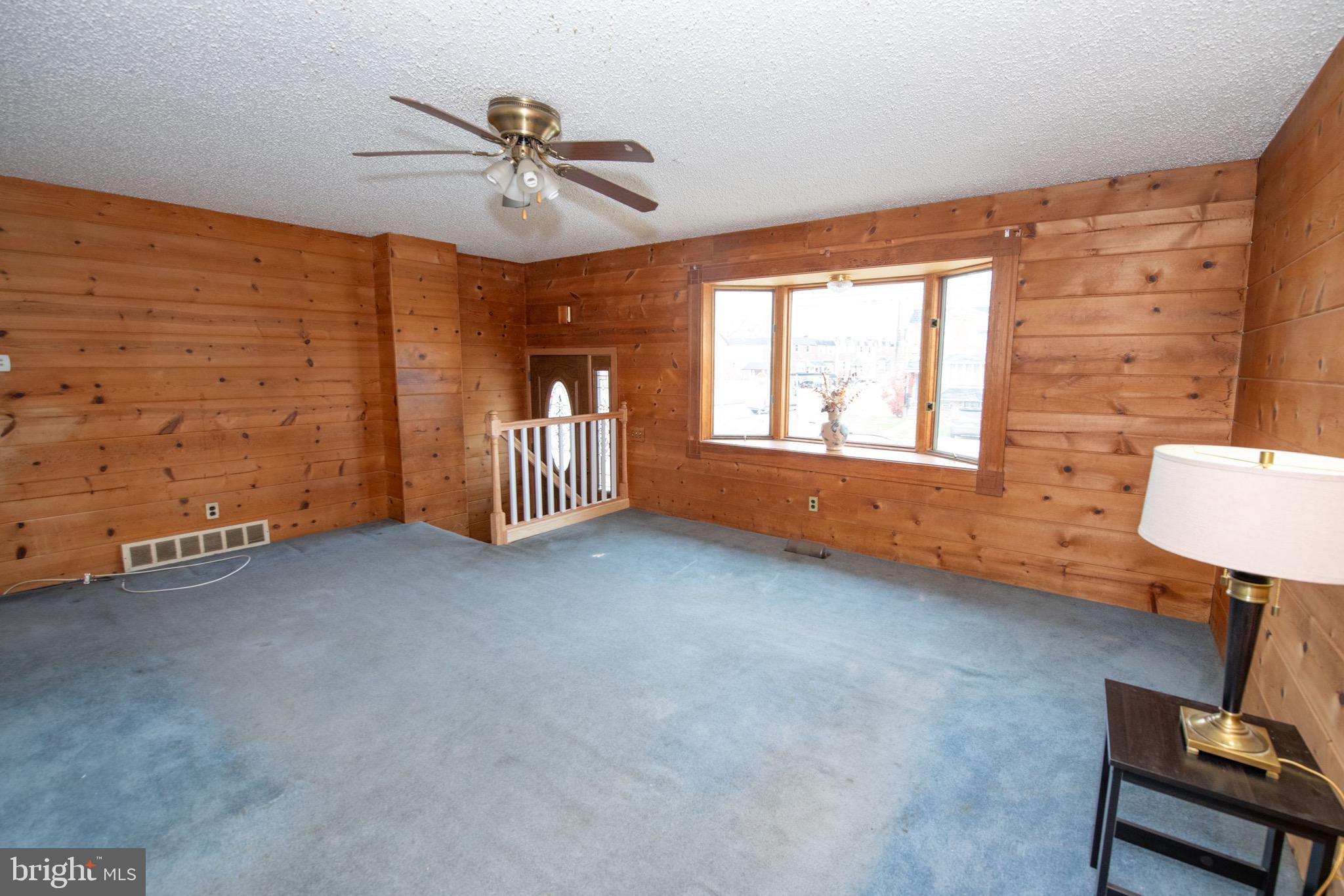 3341 Lester Road Philadelphia, PA 19154 - Photo 4 of 32