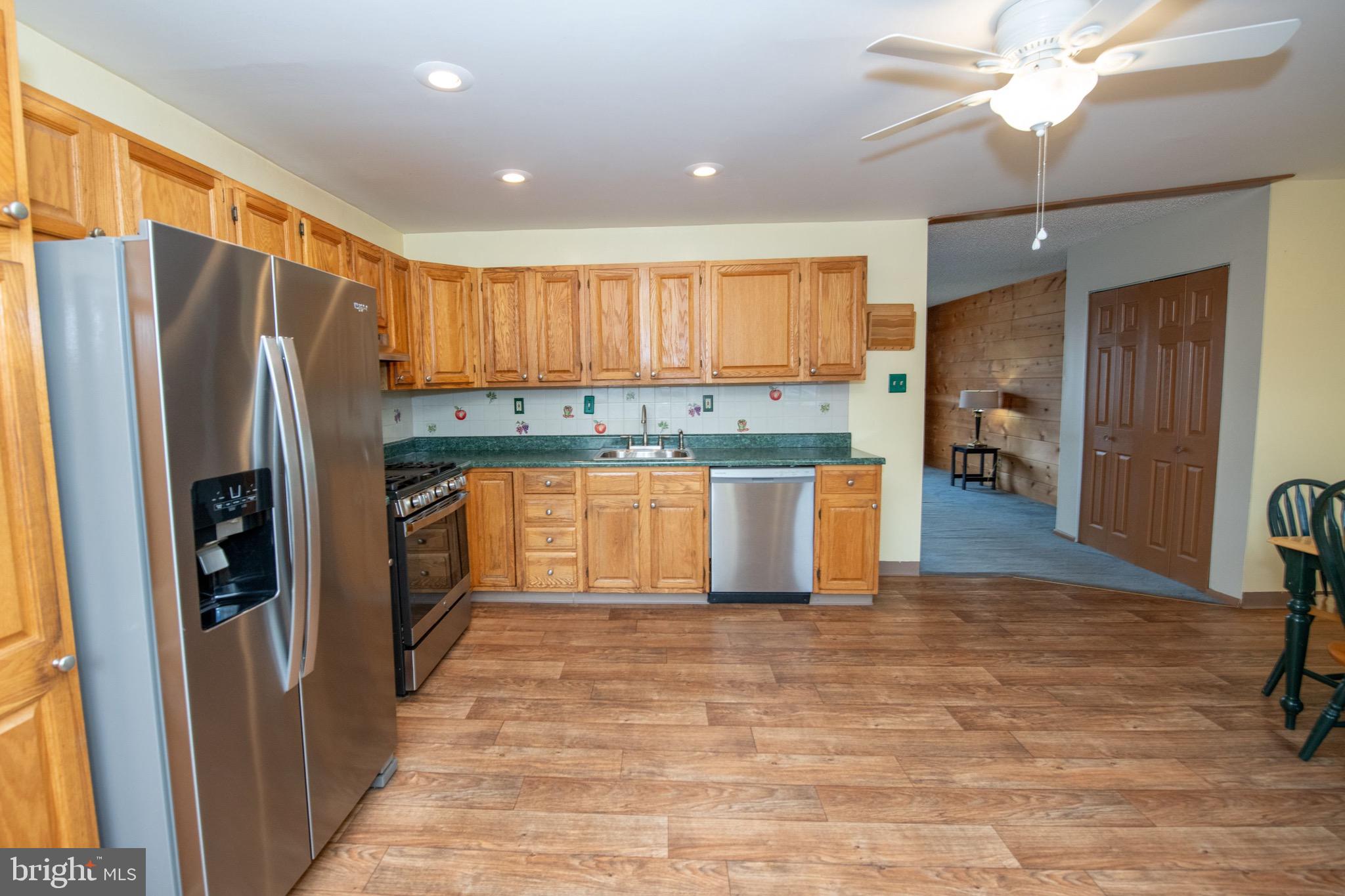 3341 Lester Road Philadelphia, PA 19154 - Photo 10 of 32