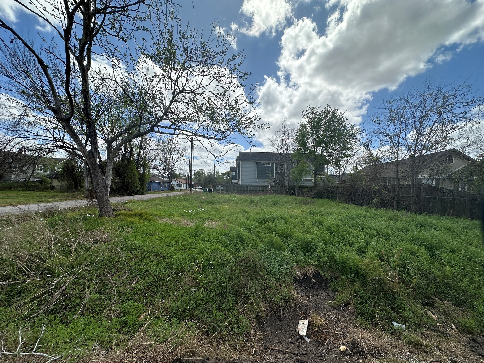 5120 Lee Street Houston, TX 77020 - Photo 3 of 3 Lot view from Lee St.