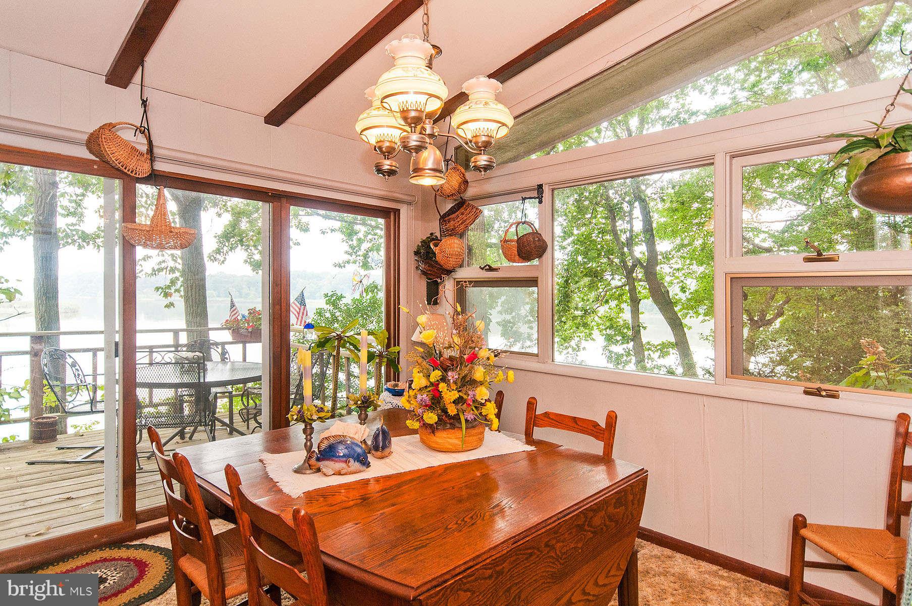 24 Woodmour Manor Road Earleville, MD 21919 - Photo 12 of 30 Dining area