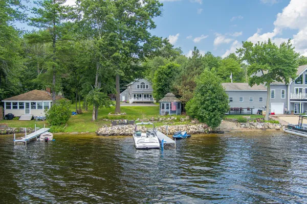 $4,900 | 4 West Shore Drive, Sandown, NH 03873