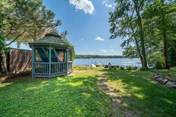 $4,900 | 4 West Shore Drive, Sandown, NH 03873