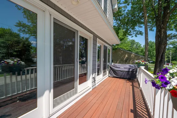 $4,900 | 4 West Shore Drive, Sandown, NH 03873