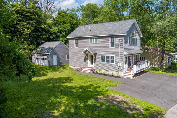 $4,900 | 4 West Shore Drive, Sandown, NH 03873