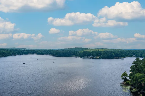 $4,900 | 4 West Shore Drive, Sandown, NH 03873