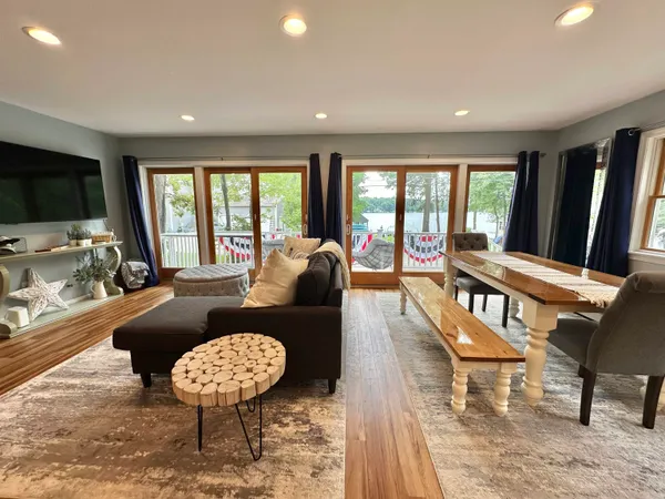 $4,900 | 4 West Shore Drive, Sandown, NH 03873