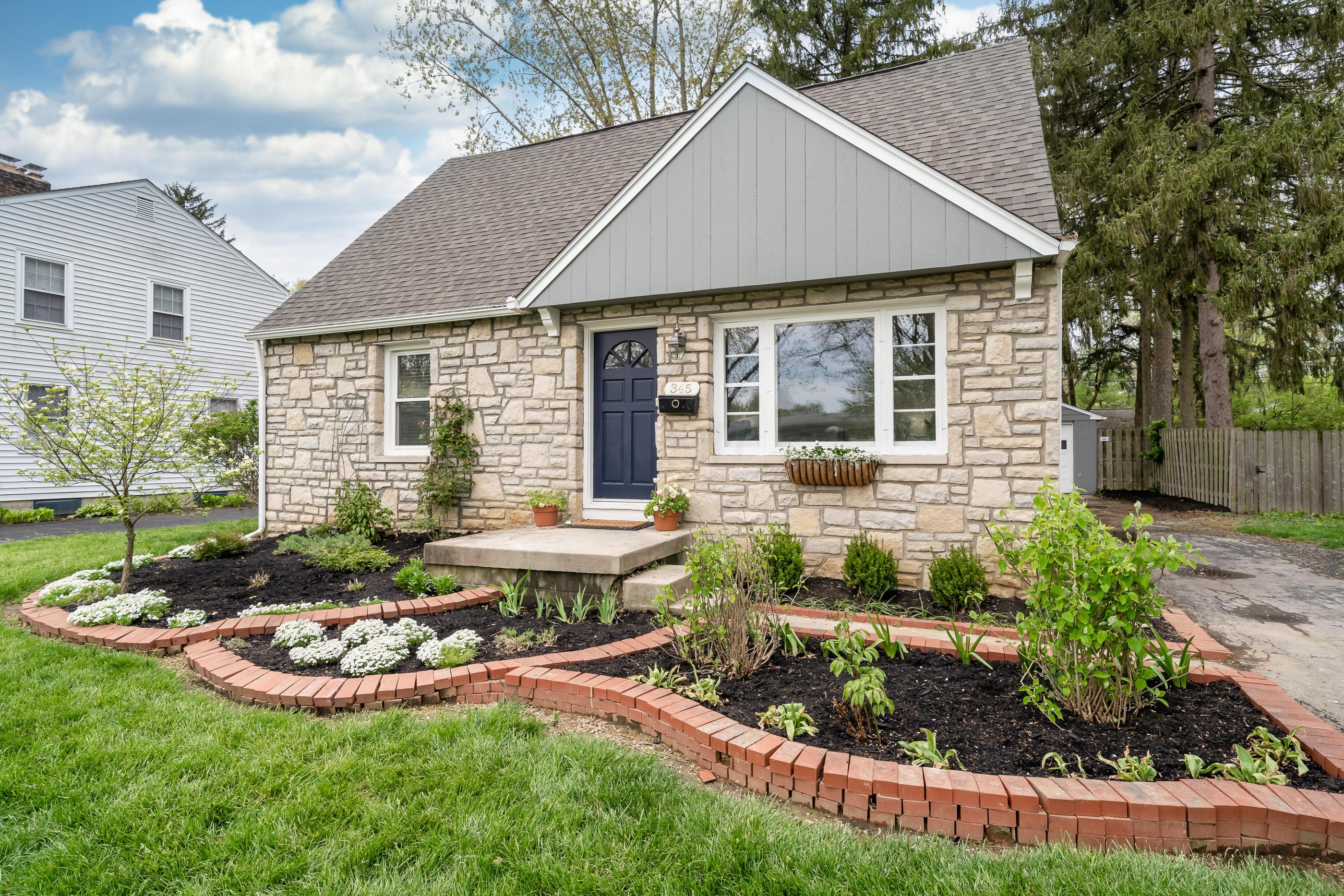 345 North Cassingham Road Columbus, OH 43209 - Photo 1 of 29 Gallery Image 1