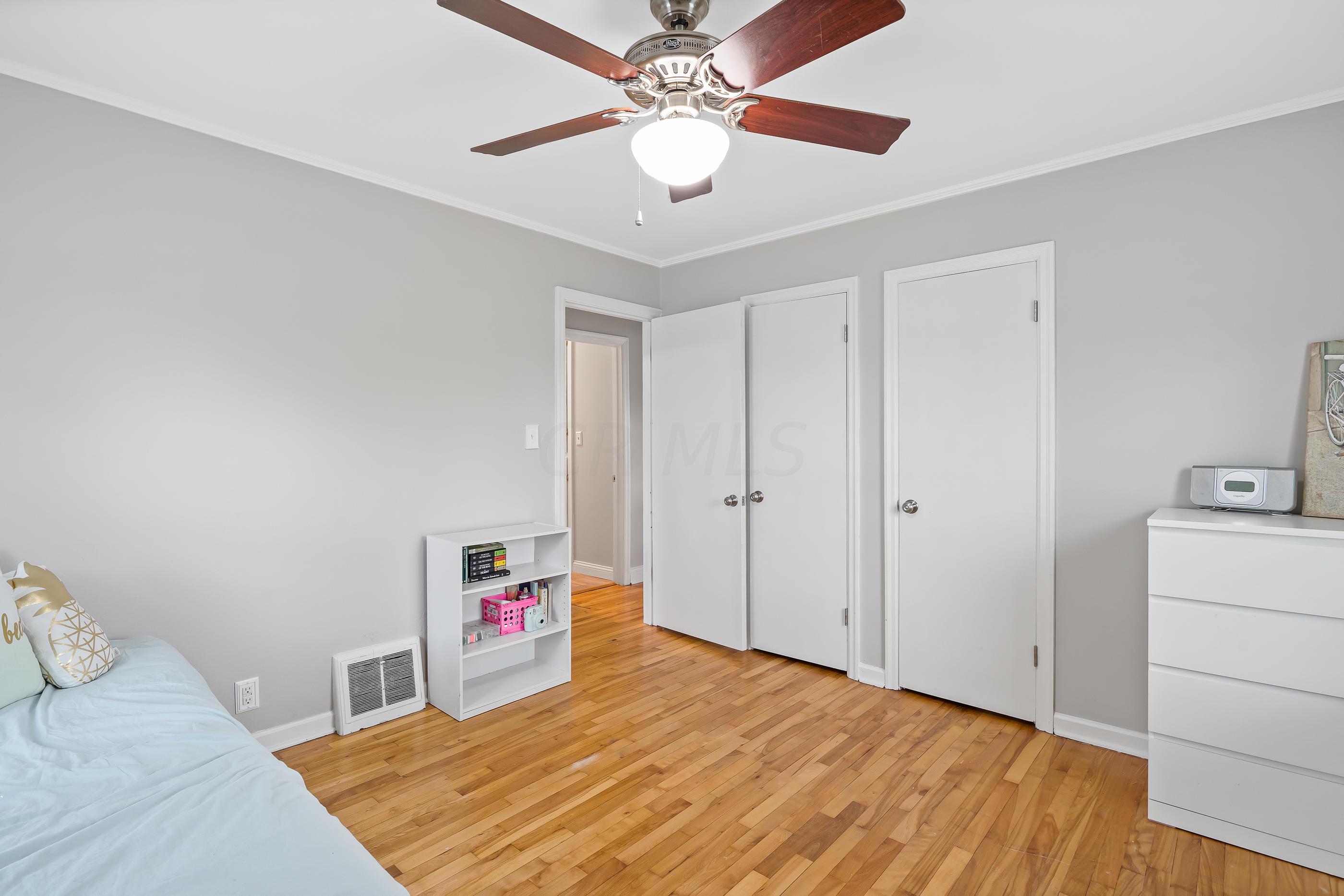 345 North Cassingham Road Columbus, OH 43209 - Photo 13 of 29 Gallery Image 13
