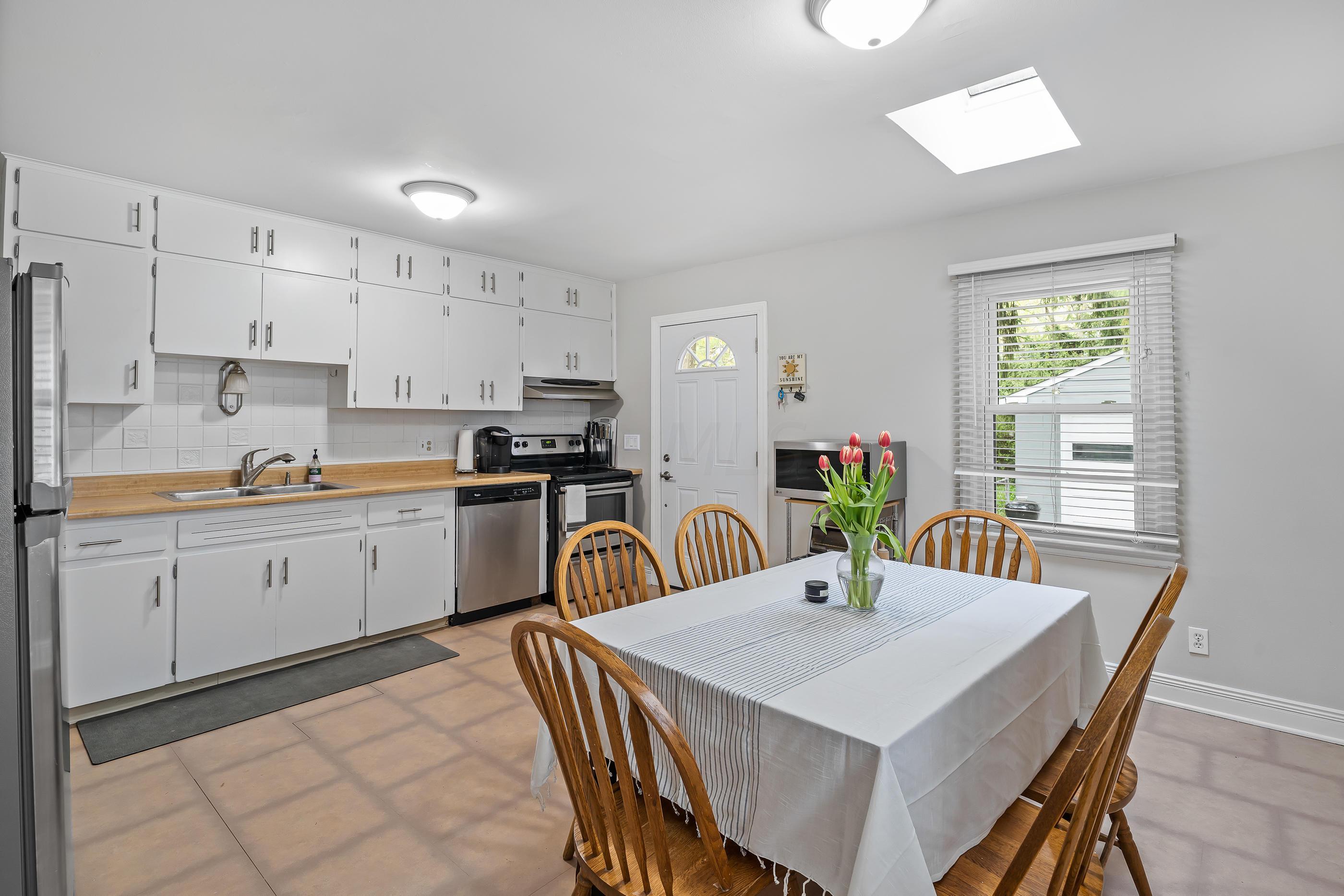 345 North Cassingham Road Columbus, OH 43209 - Photo 5 of 29 Gallery Image 5
