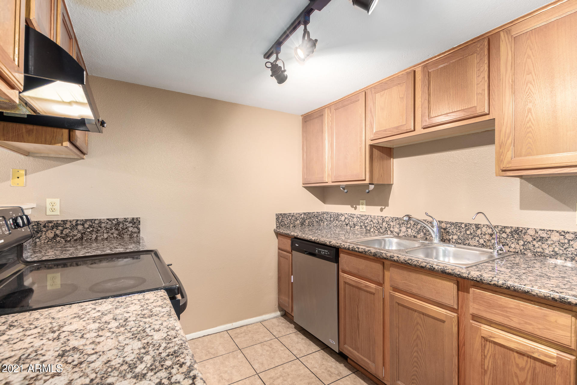 3511 East Baseline Road, Unit 1170 Phoenix, AZ 85042 - Photo 13 of 33 15-Baseline