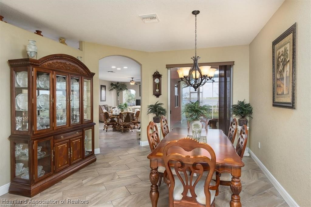 215 East Shockley Road Avon Park, FL 33825 - Photo 12 of 40 Formal Dining