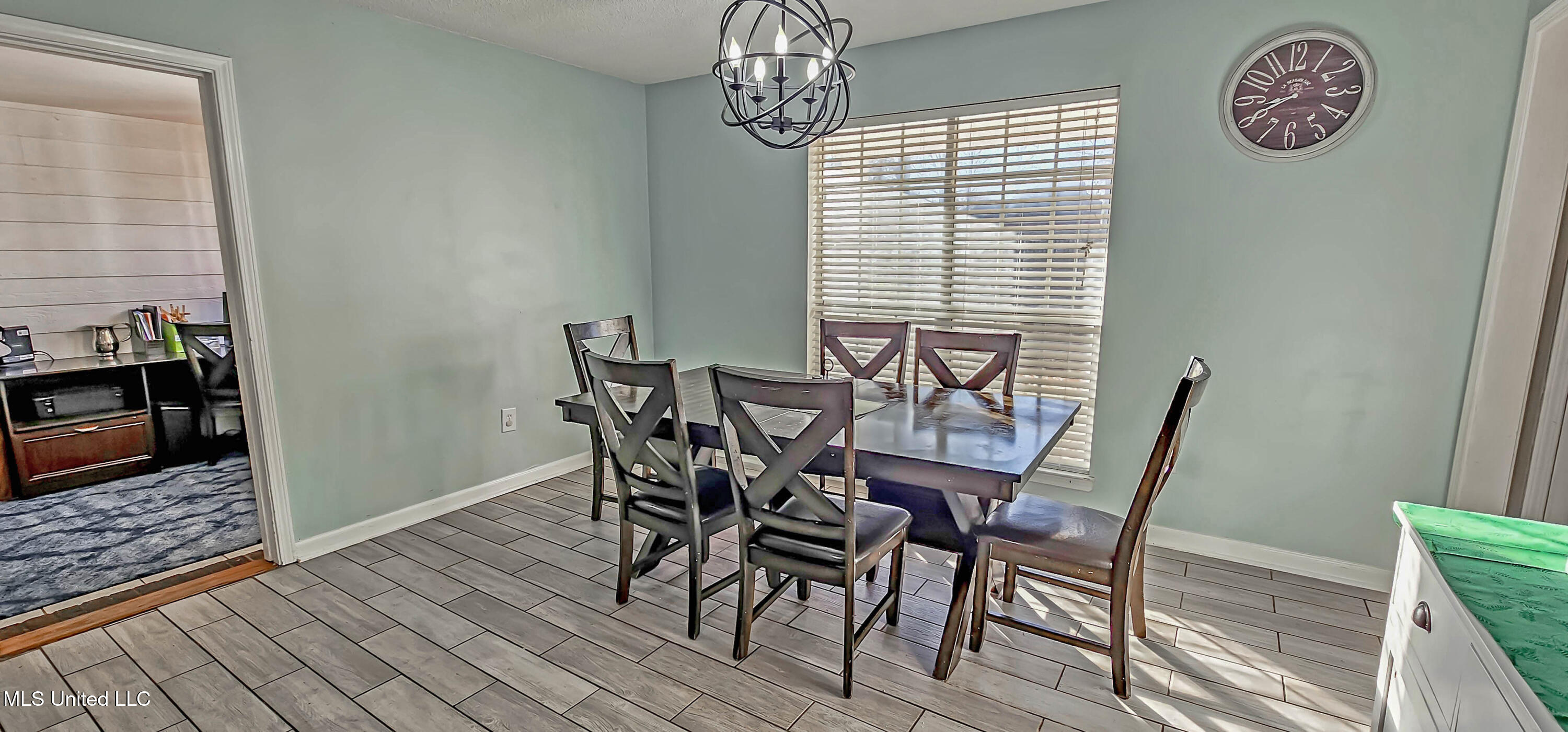 4600 Huron Road Nesbit, MS 38651 - Photo 11 of 34 Dining Area