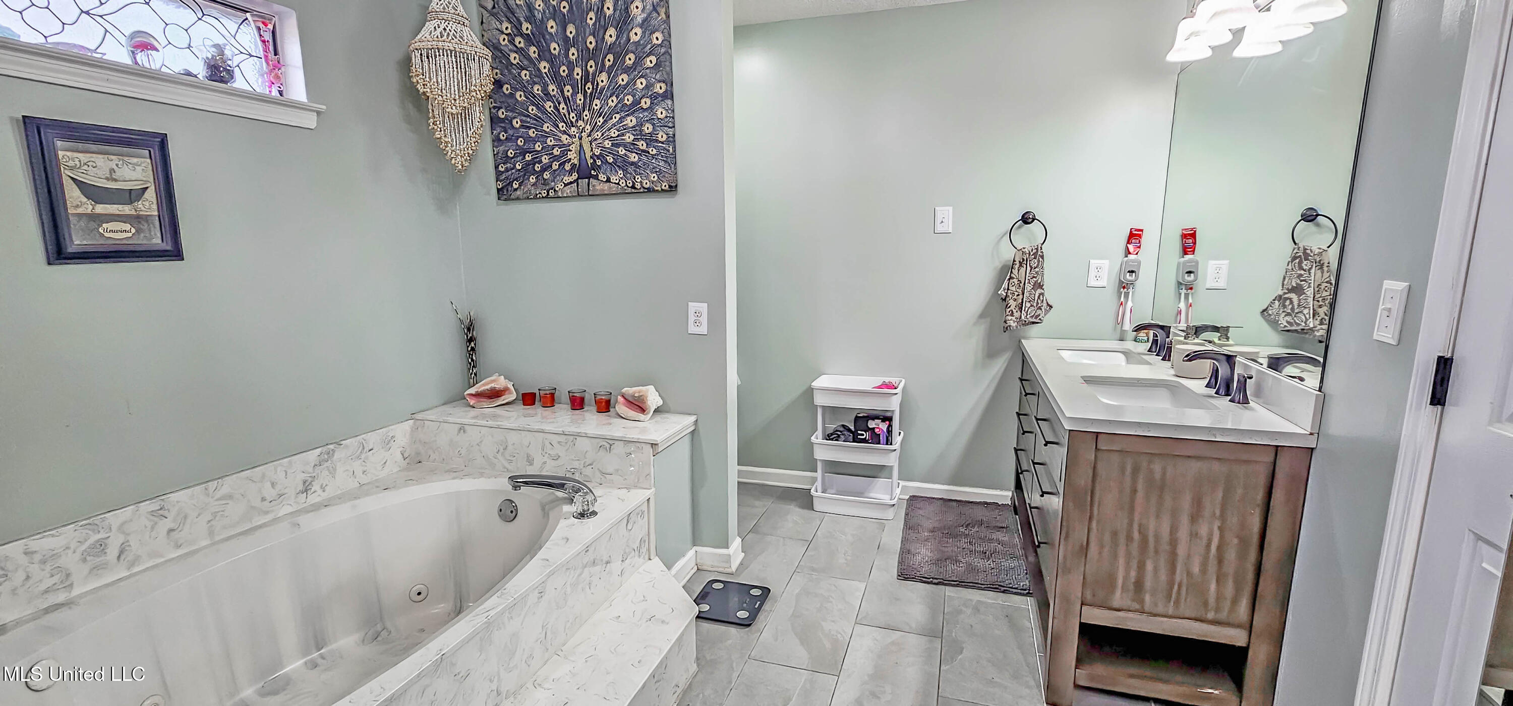 4600 Huron Road Nesbit, MS 38651 - Photo 20 of 34 Primary Bath