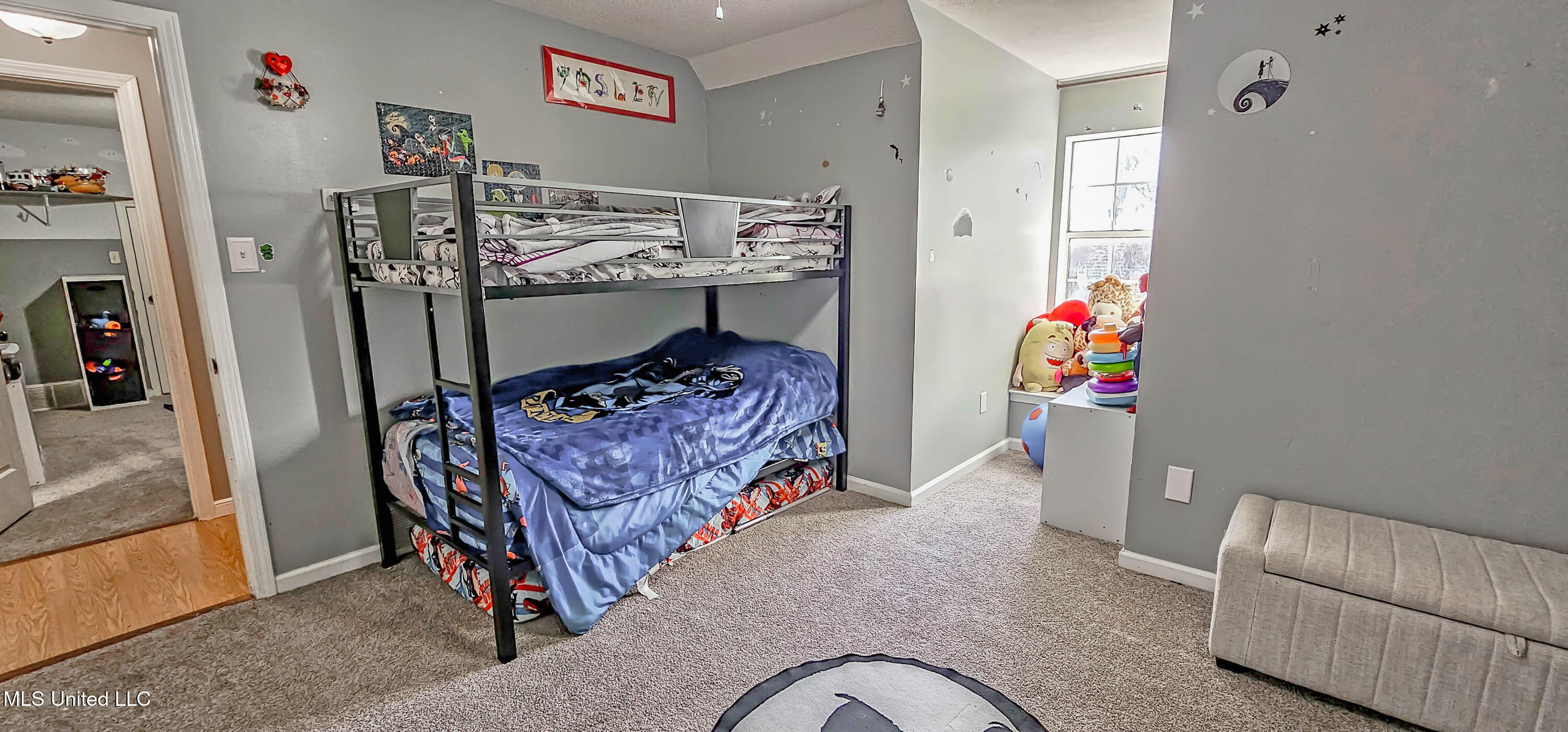4600 Huron Road Nesbit, MS 38651 - Photo 21 of 34 2nd Bedroom Upstairs