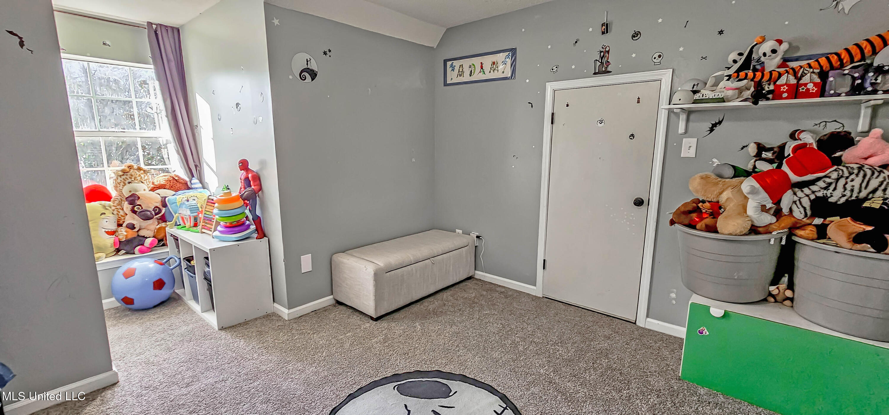 4600 Huron Road Nesbit, MS 38651 - Photo 22 of 34 2nd Bedroom Uptairs