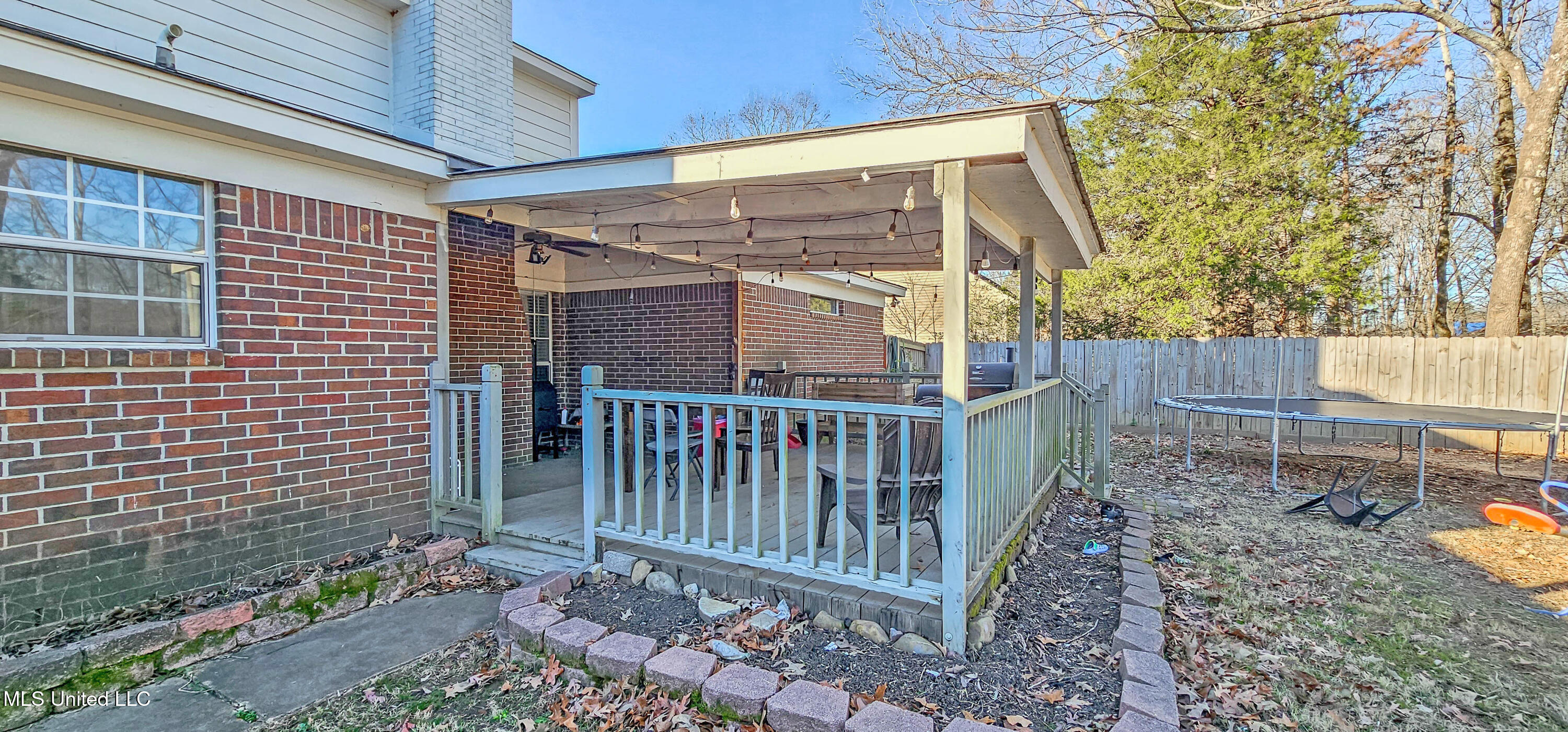 4600 Huron Road Nesbit, MS 38651 - Photo 31 of 34 Covered Patio