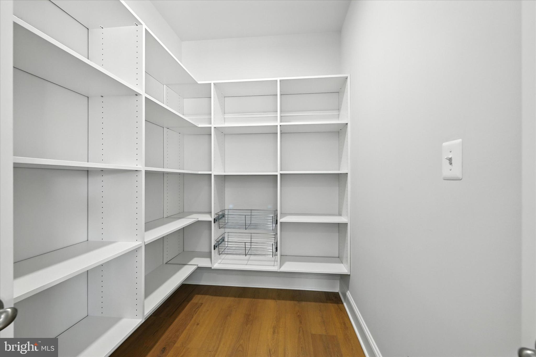 106 Villabrook Way Baltimore, MD 21212 - Photo 34 of 60 a room with closet