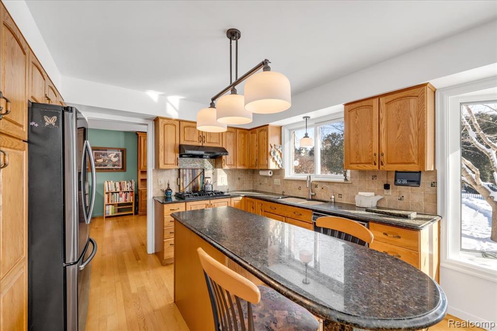5815 Beechview Drive Rochester, MI 48306 - Photo 10 of 63 Gallery Image 10