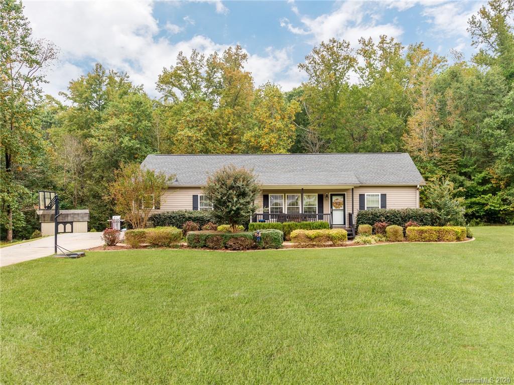 281 Heatherlock Road Clover, SC 29710 - Photo 1 of 23