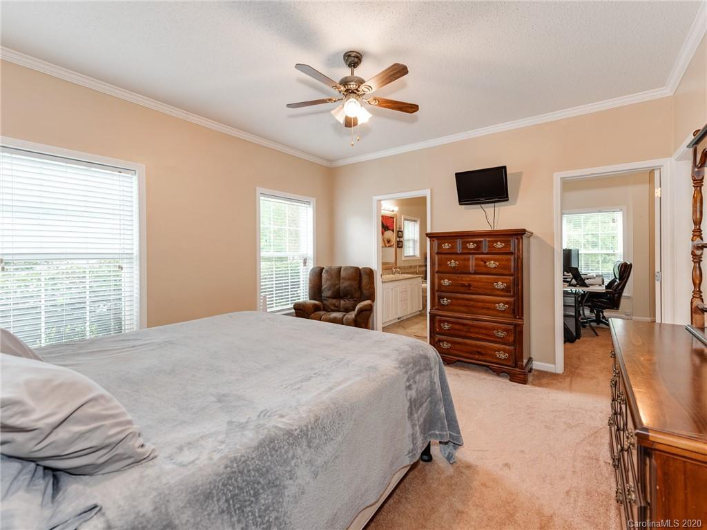 281 Heatherlock Road Clover, SC 29710 - Photo 12 of 23