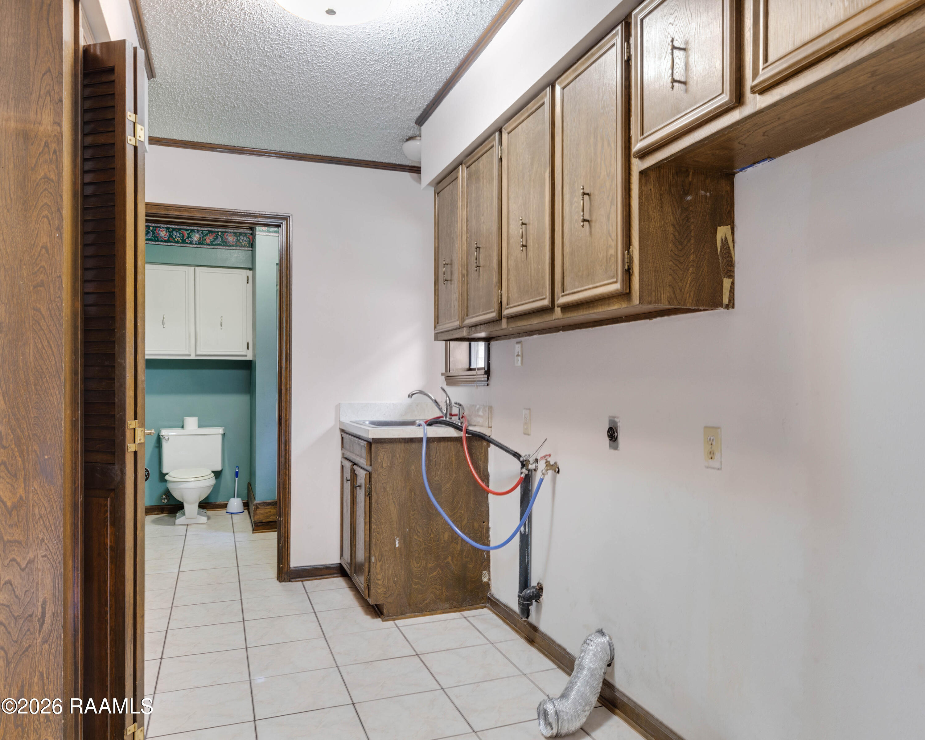 806 Rue Royale New Iberia, LA 70563 - Photo 32 of 38 806 Rue Royale New Iberia-15