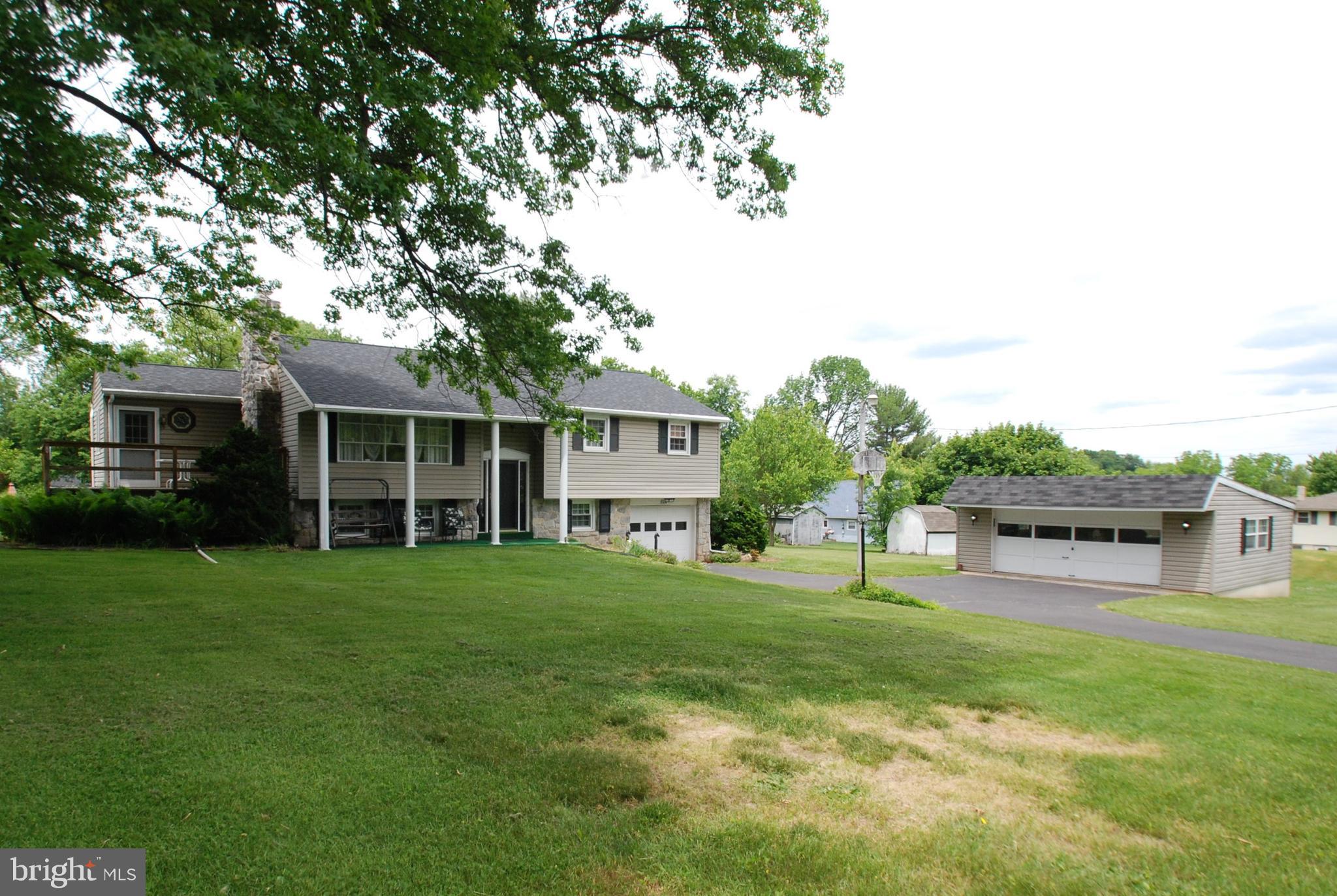 800 Schoolhouse Road Pottstown, PA 19465 - Photo 1 of 43