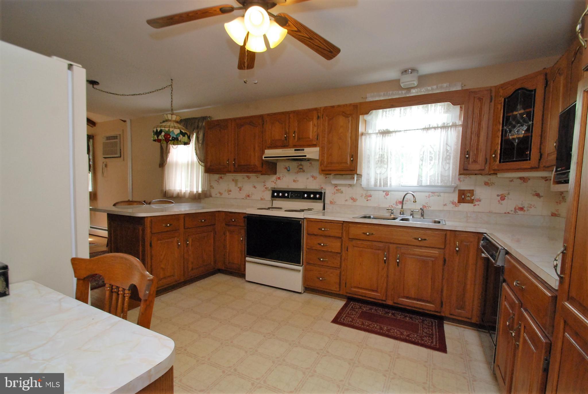 800 Schoolhouse Road Pottstown, PA 19465 - Photo 22 of 43