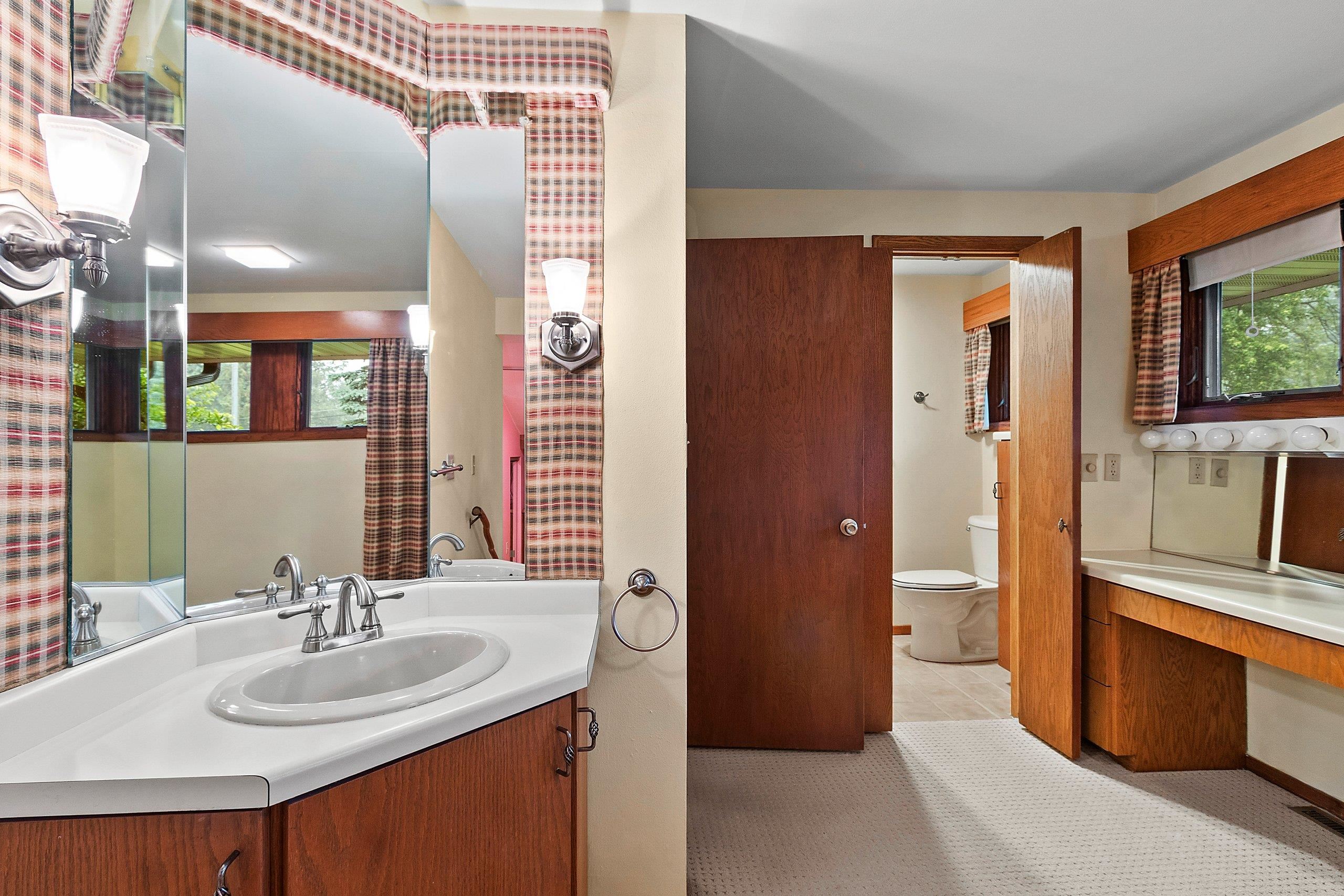5531 Long Court Appleton, WI 54914 - Photo 35 of 60