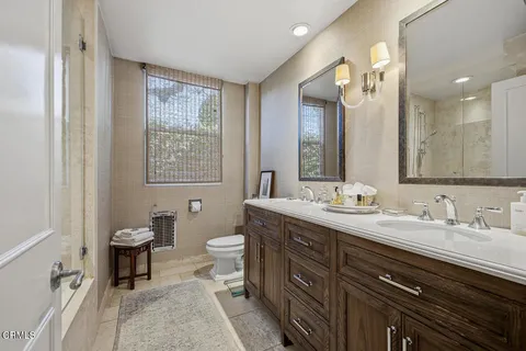 $1,189,000 | 1000 South Orange Grove Boulevard, Unit 23, Pasadena, CA 91105