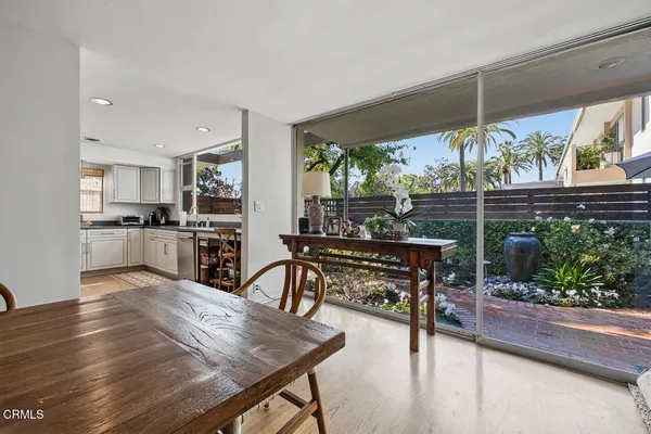 $1,189,000 | 1000 South Orange Grove Boulevard, Unit 23, Pasadena, CA 91105