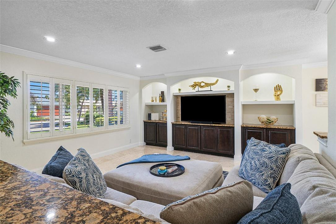 831 Southwest 11th Terrace Boca Raton, FL 33486 - Photo 11 of 30 Photo 11