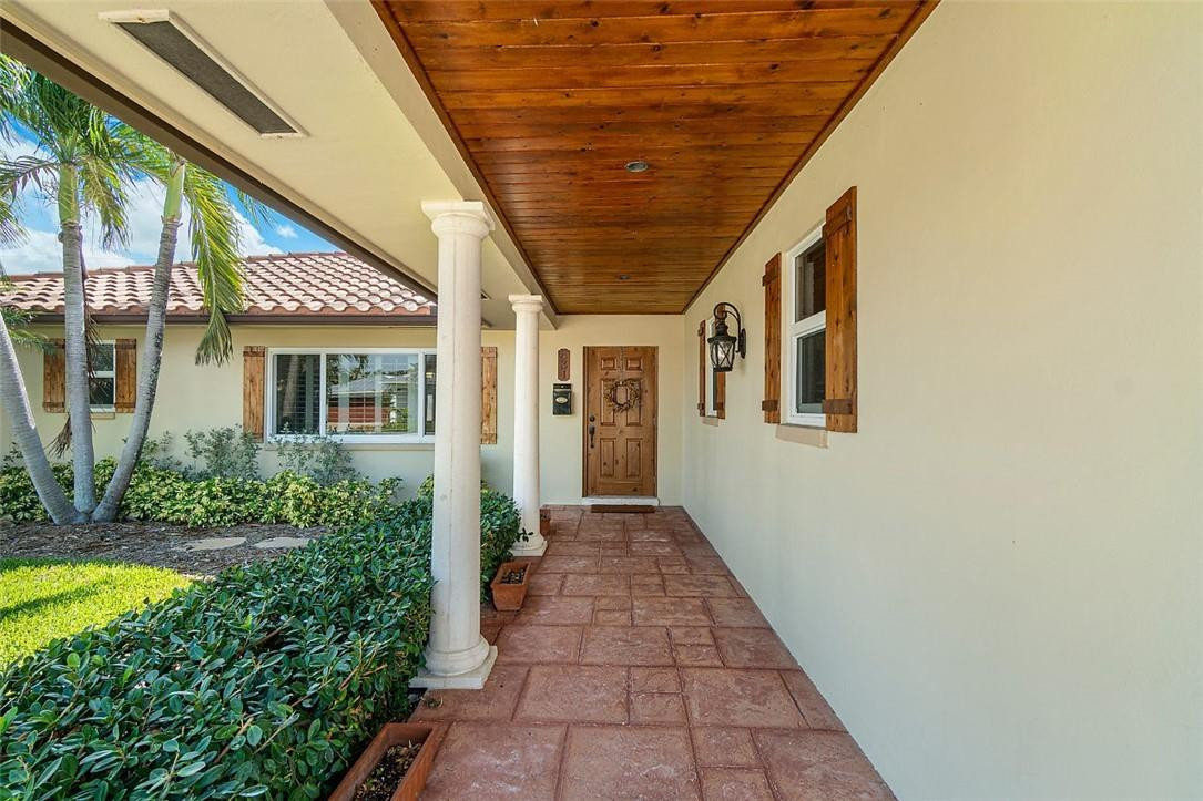 831 Southwest 11th Terrace Boca Raton, FL 33486 - Photo 4 of 30 Photo 4