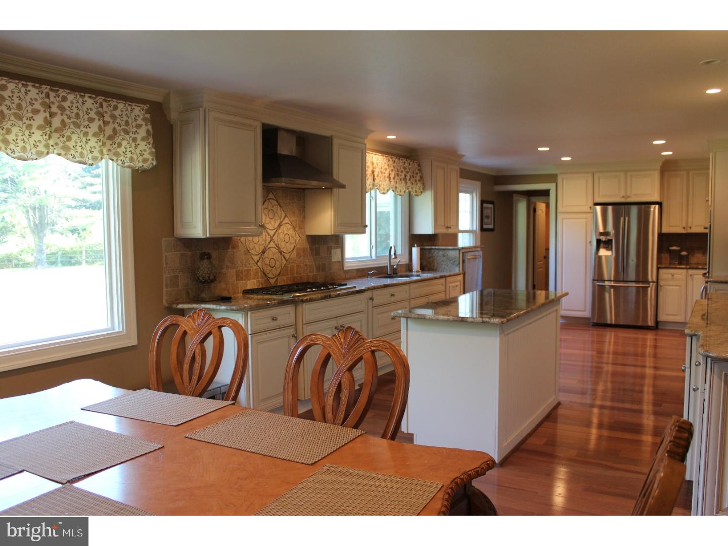 2160 Buttonwood Road Berwyn, PA 19312 - Photo 3 of 14