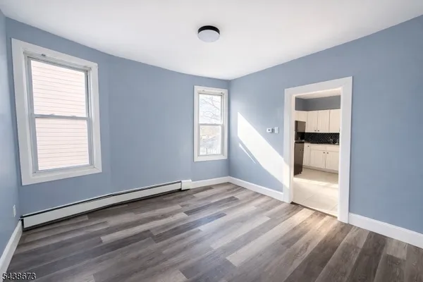 $2,400 | 204 DeMott Avenue, Clifton, NJ 07011