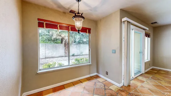$719,000 | 346 Summer Rain Drive, Windsor, CA 95492