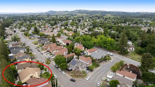 $719,000 | 346 Summer Rain Drive, Windsor, CA 95492