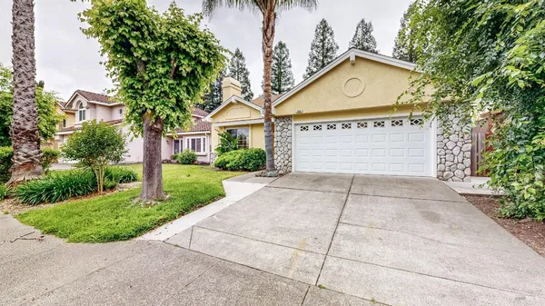 $719,000 | 346 Summer Rain Drive, Windsor, CA 95492
