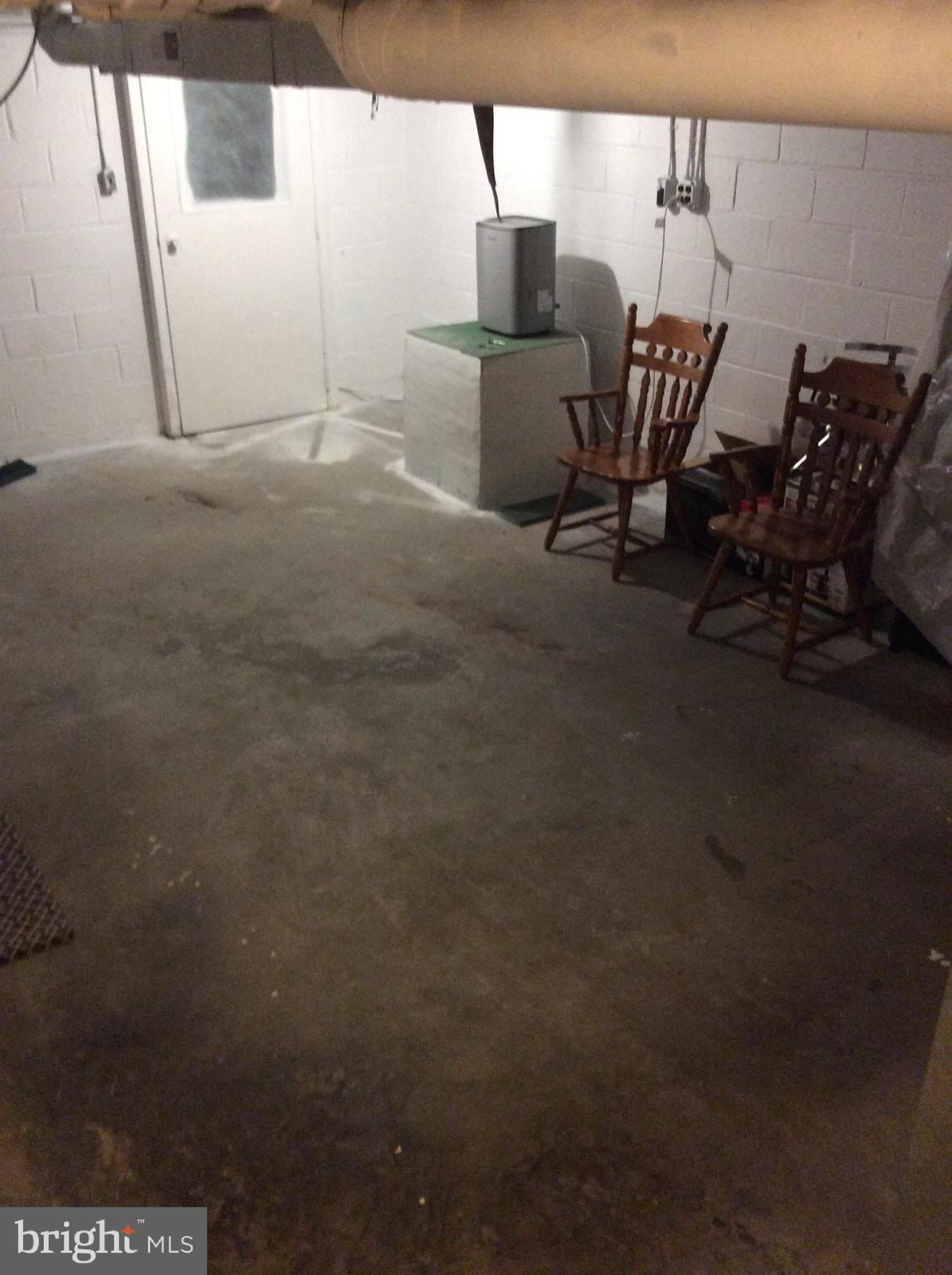 209 North Brownleaf Road Newark, DE 19713 - Photo 24 of 36 Basement (unfinished)