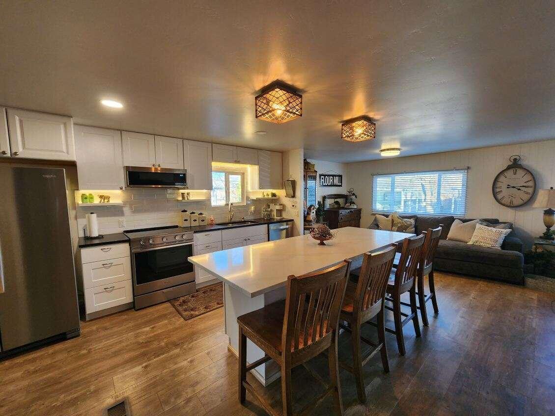 355 Colver Road, Unit 75 Talent, OR 97540 - Photo 5 of 19 image000002(3)
