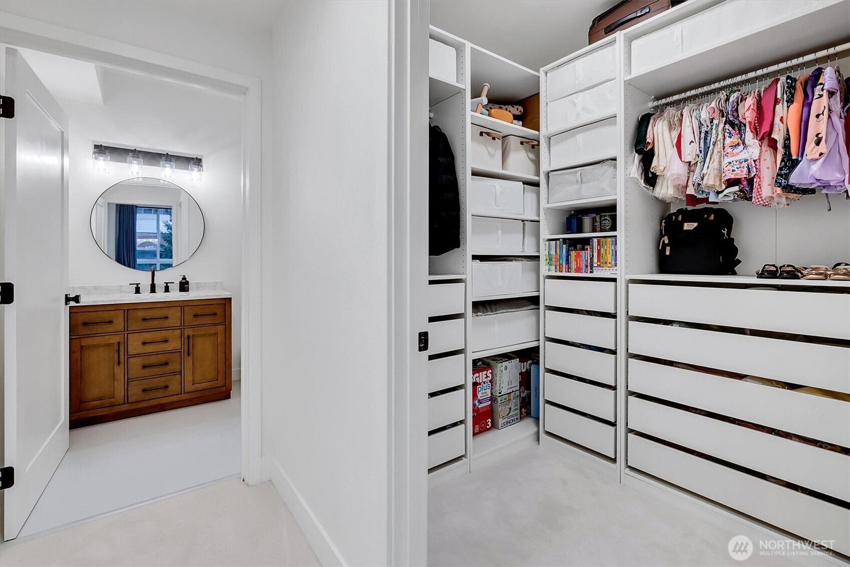 300 110th Avenue Northeast, Unit 314 Bellevue, WA 98004 - Photo 23 of 33 Gallery Image 23