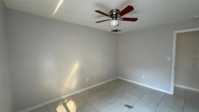 $775 | 104 Doctor Martin Luther King Junior Avenue, Unit 2, Wildwood, FL 34785