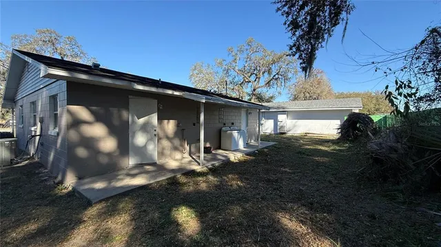 $775 | 104 Doctor Martin Luther King Junior Avenue, Unit 2, Wildwood, FL 34785