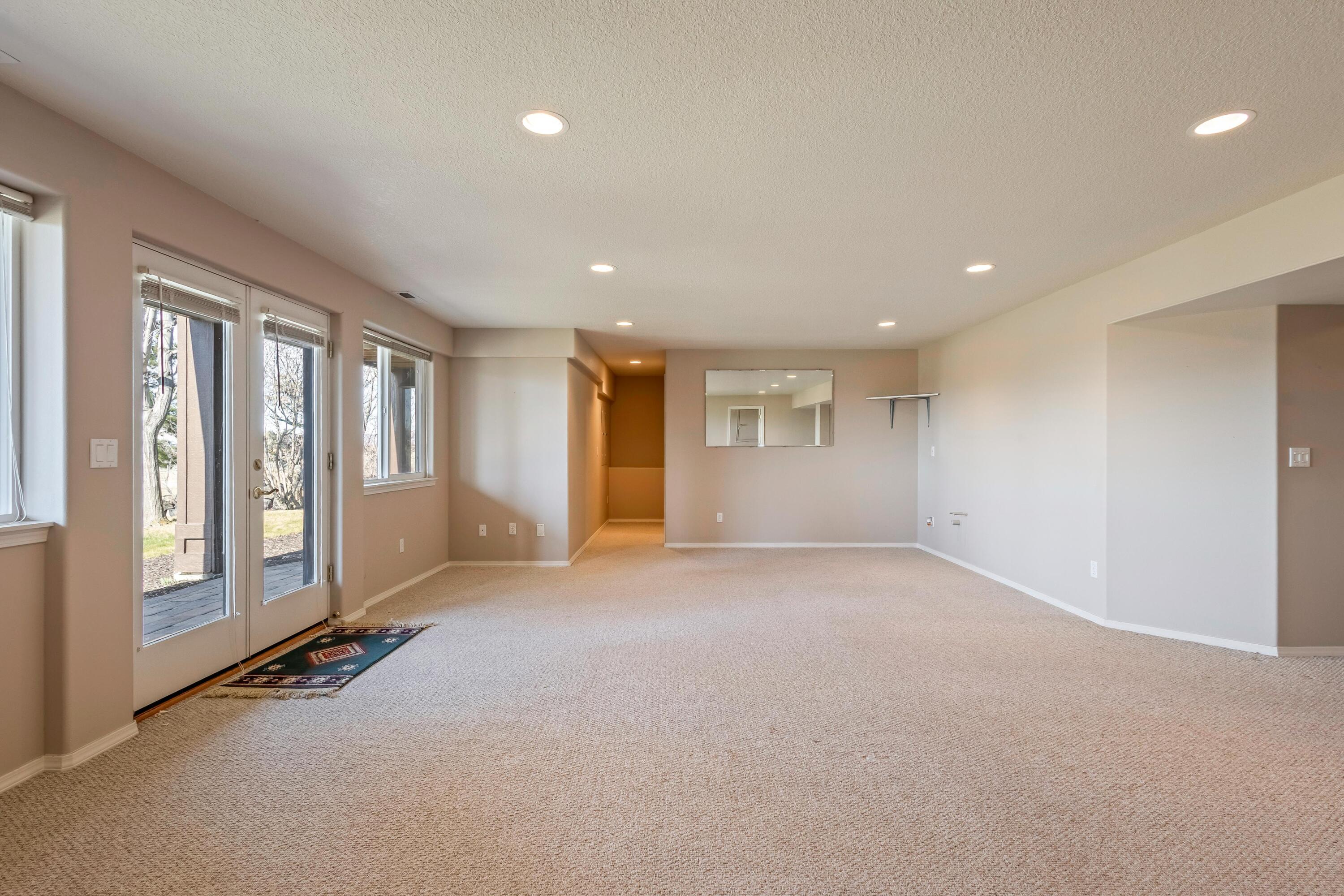 1164 Southwest Parrish Lane Powell Butte, OR 97753 - Photo 36 of 54 32