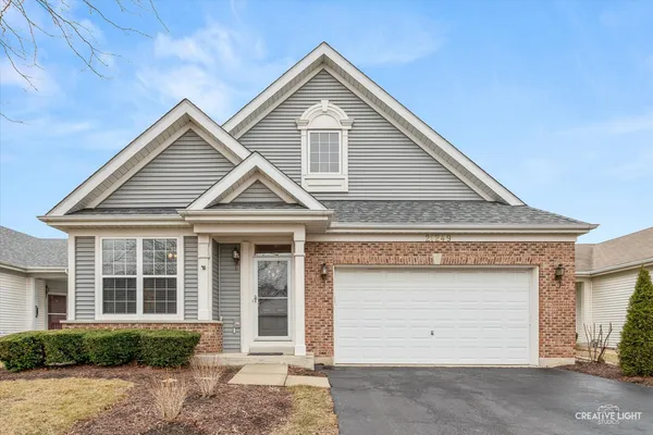 $365,000 | 21249 Lily Lake Lane, Crest Hill, IL 60403