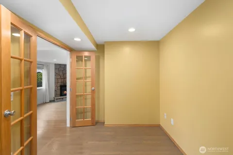 $325,000 | 12716 Northeast 120th Street, Unit H1, Kirkland, WA 98034
