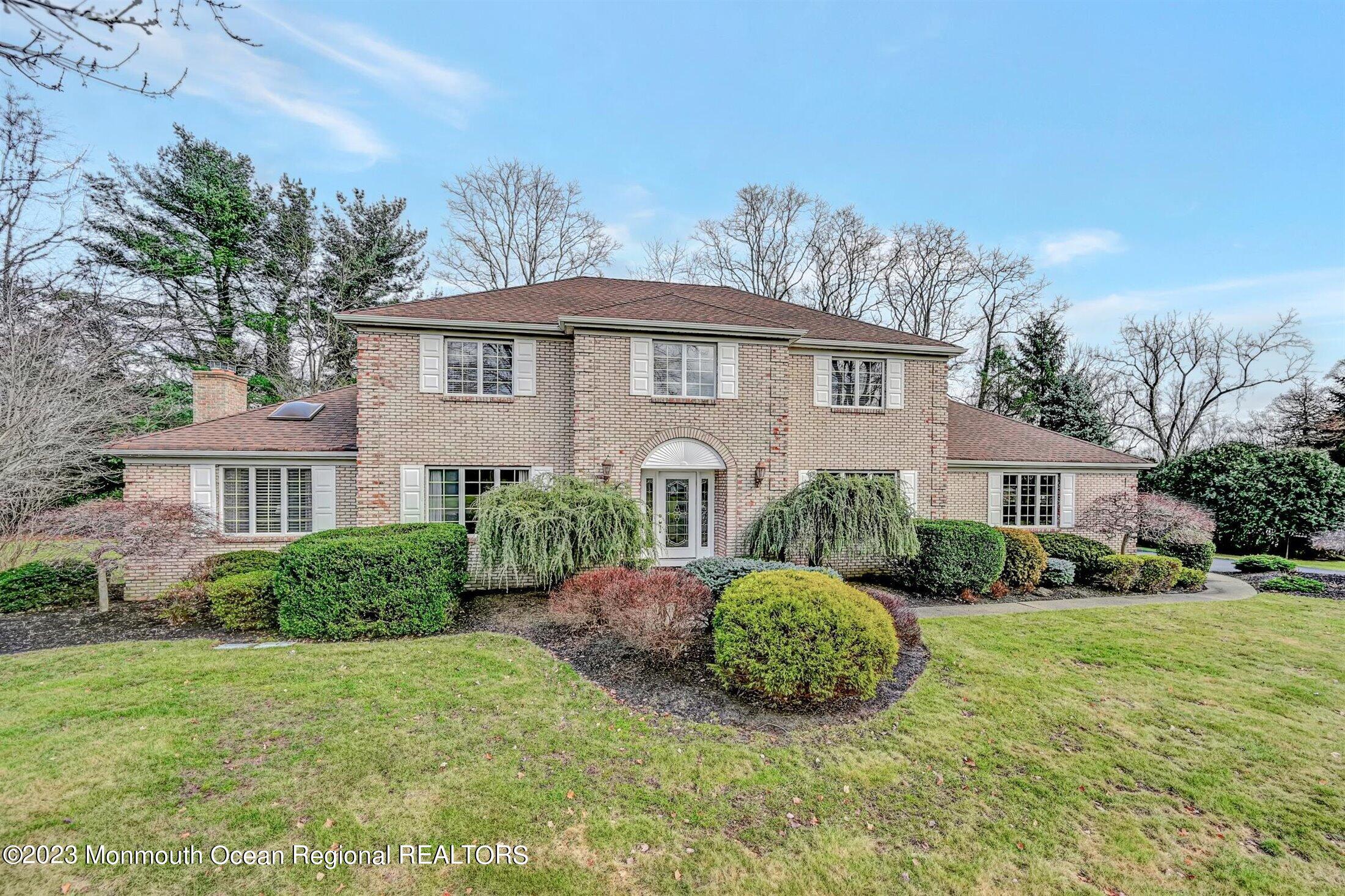 27 Laird Road Middletown, NJ 07748 - Photo 1 of 36 01-32842482