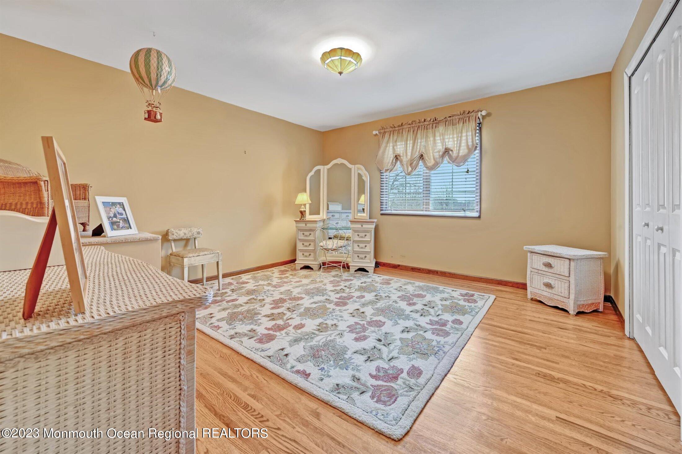 27 Laird Road Middletown, NJ 07748 - Photo 25 of 36 33-32842461